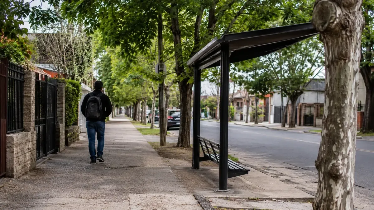 Cómo moverte por Lomas de Zamora sin perder la escala barrial
